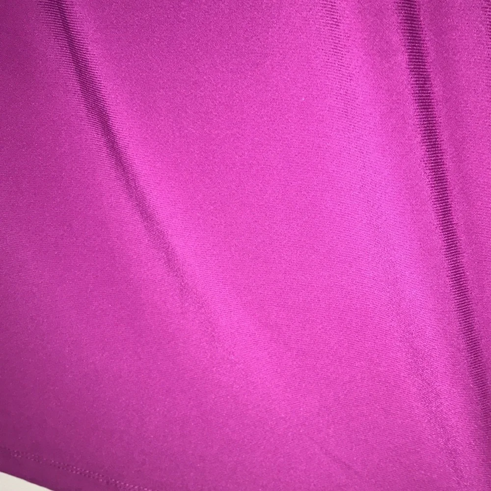 Beautiful Sheer/Solid Blouse - Picture 4 of 6